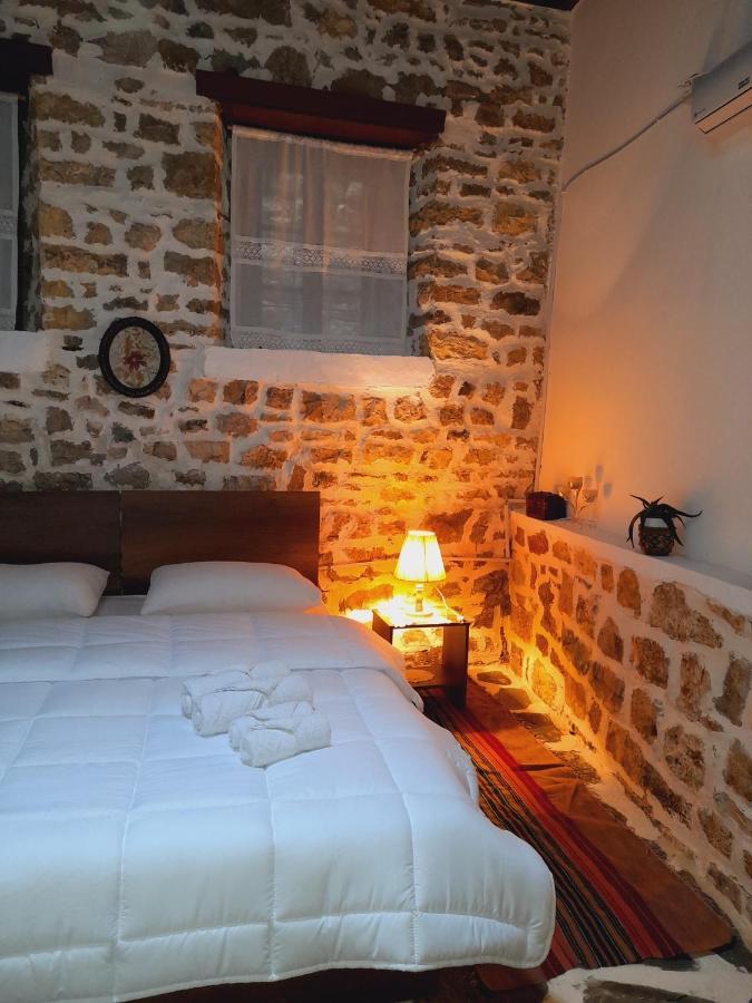 Gorica'S Bridge Hotel Berat Zewnętrze zdjęcie