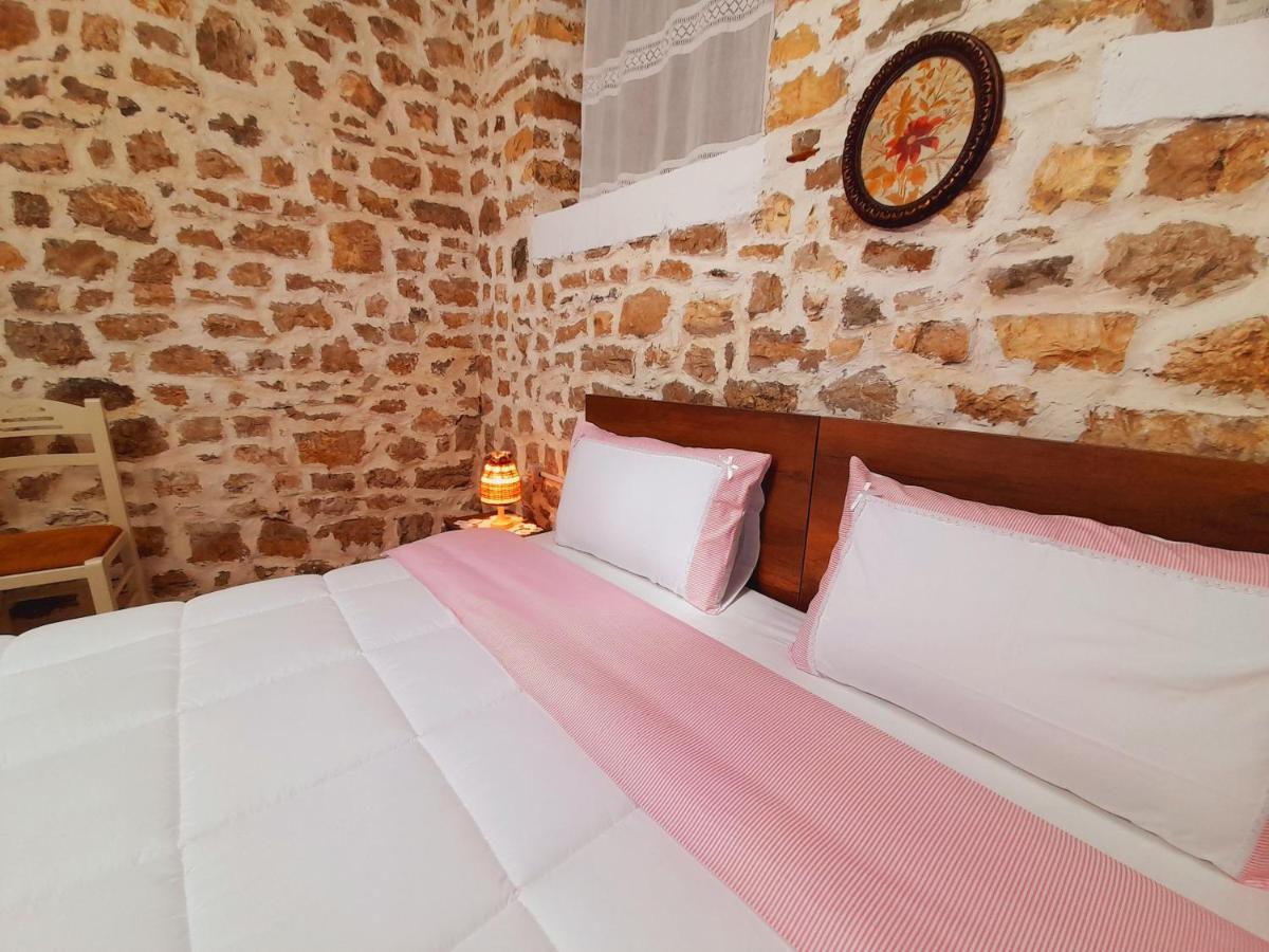 Gorica'S Bridge Hotel Berat Zewnętrze zdjęcie