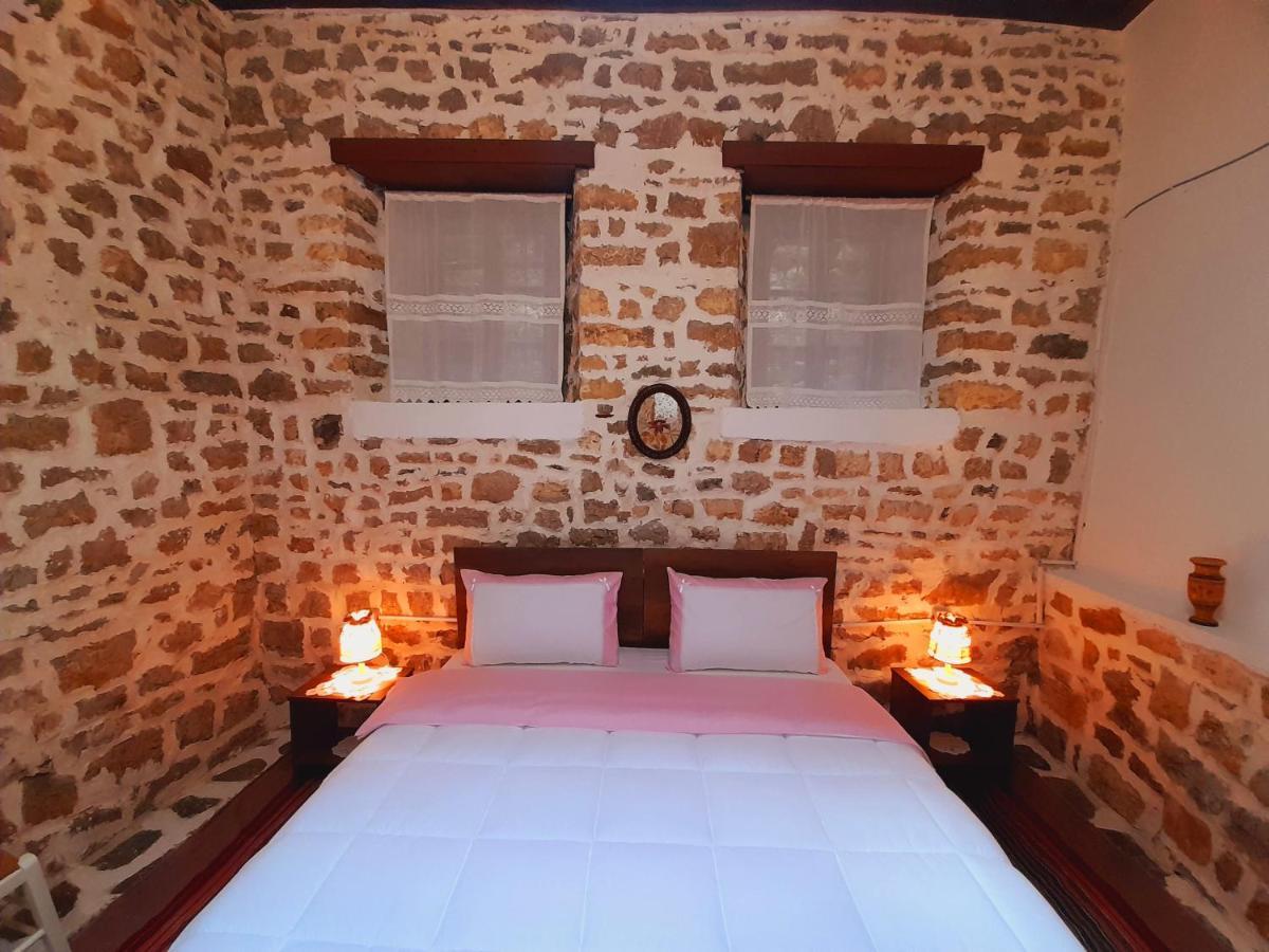 Gorica'S Bridge Hotel Berat Zewnętrze zdjęcie
